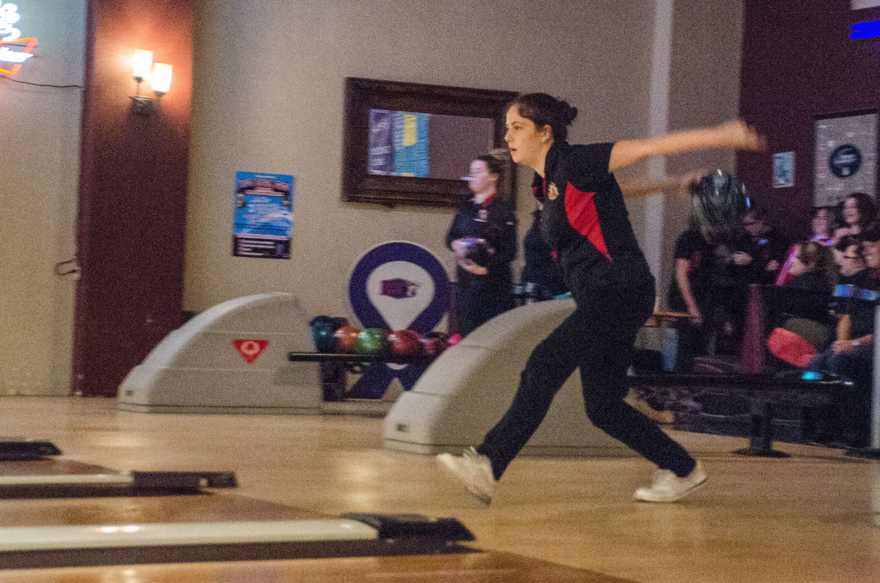 191219.sports.yelmbowling.er2.jpg